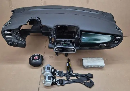 Fiat 500X Dashboard 0881094