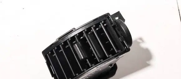 Mazda 5 Dash center air vent grill c235gm832