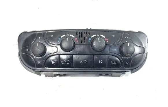 Mercedes-Benz C W203 Interior fan control switch A2038300785