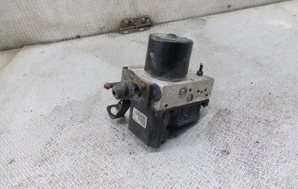Skoda Fabia Mk1 (6Y) ABS Pump 6Q0614417D