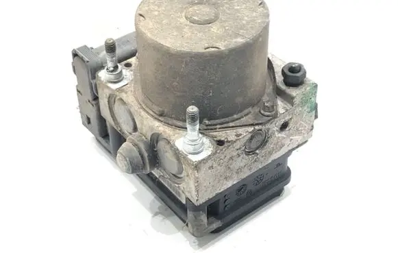Nissan Micra ABS Pump 47660-AX600