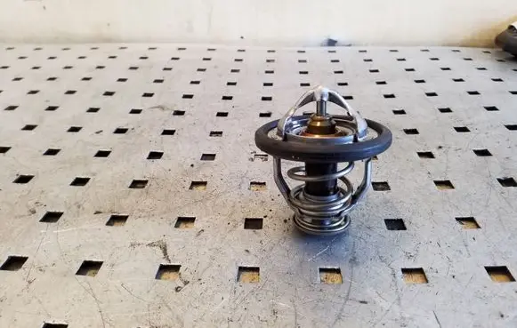 Toyota Verso Thermostat 
