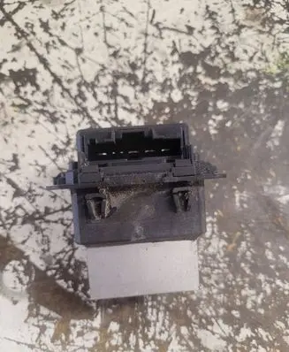 Peugeot 508 Heater blower fan relay 145R08QSQ 13178453