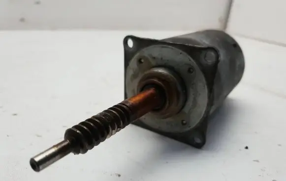 BMW 7 E65 E66 Valve oil control 7506788 061052 A2C52186866