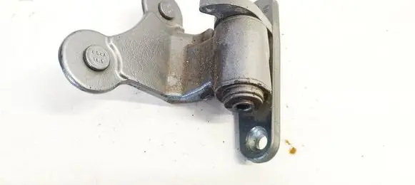 Mercedes-Benz C W204 Rear door lower hinge 