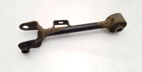Honda CR-V Rear control arm