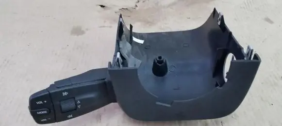Seat Ibiza IV (6J,6P) Steering wheel column trim 6J0858559A