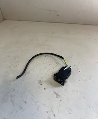 Volkswagen Golf VI AUX in-socket connector 5N0035724
