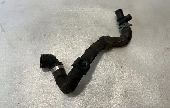 Audi A6 S6 C7 4G Engine coolant pipe/hose 4G0122293
