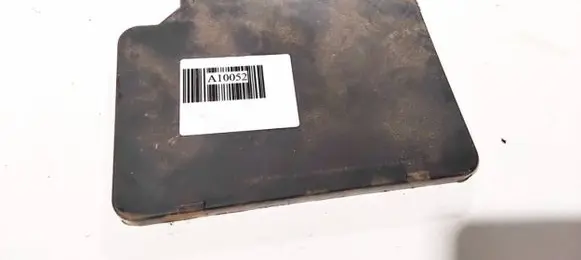 Mercedes-Benz E W210 Fuse box cover 2105451000