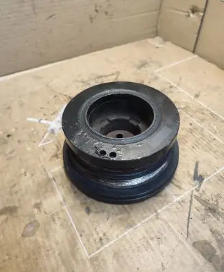 BMW 5 E39 Crankshaft pulley 11232247890