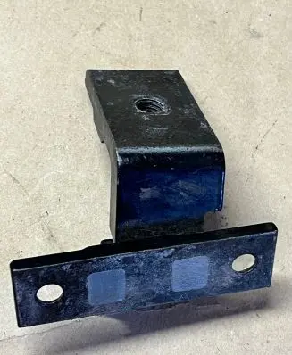 BMW 5 E60 E61 Rear door lower hinge 7068089