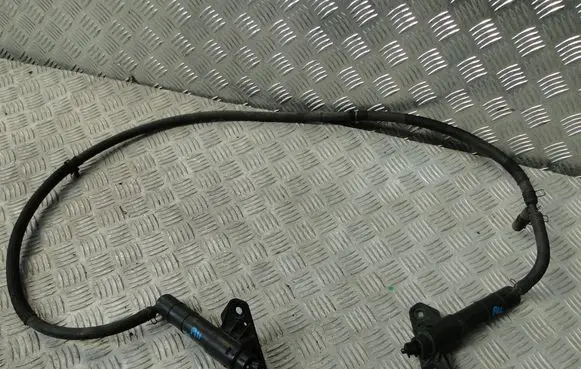 KIA Carens III Headlight washer spray nozzle 