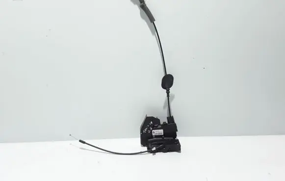 Renault Talisman Rear door lock 825027098R
