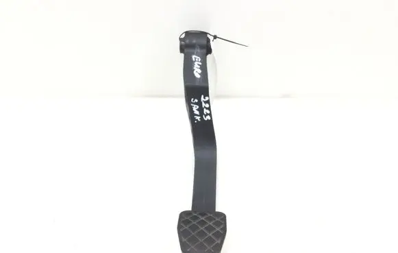 Volkswagen Golf V Clutch pedal 1K1721321