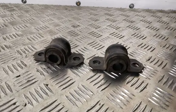 Lexus NX Sway bar bush bracket, rear NXHAPKABA