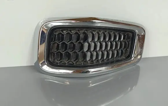 Jeep Cherokee Front grill 68303626AA