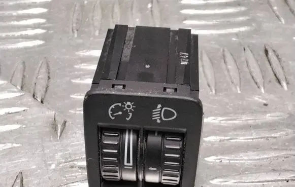Volkswagen PASSAT B6 Headlight level height control switch 3C0941333A