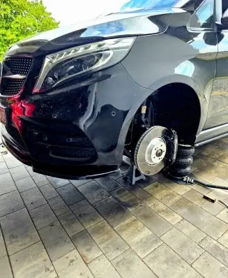 Mercedes-Benz Vito Viano W447 Brake discs and calipers set 