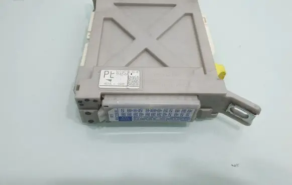 Lexus GS 250 350 300H 450H Fuse module 8273030L30B
