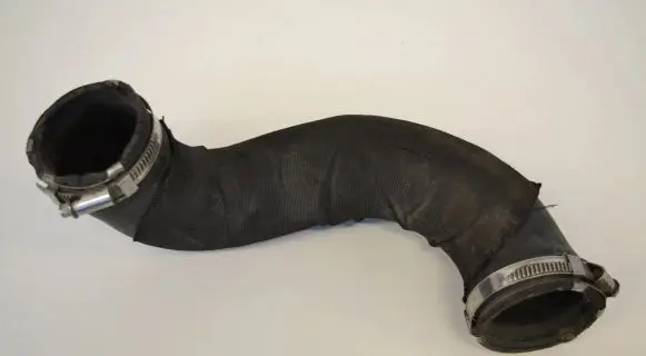 Audi A5 8T 8F Intercooler hose/pipe 8K0145709E