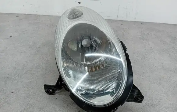 Nissan Micra Headlight/headlamp 26010AX700