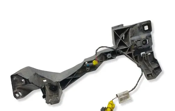 Audi Q7 4M Headlight/headlamp mounting bracket 4M0805608