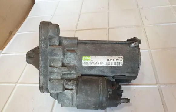 Peugeot 207 Starter motor TS14E110 3G82736