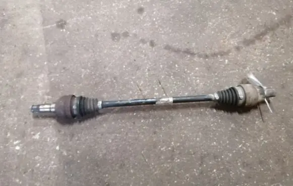Volvo XC70 Rear driveshaft