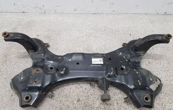 Hyundai i30 Front subframe 62401G4AA0