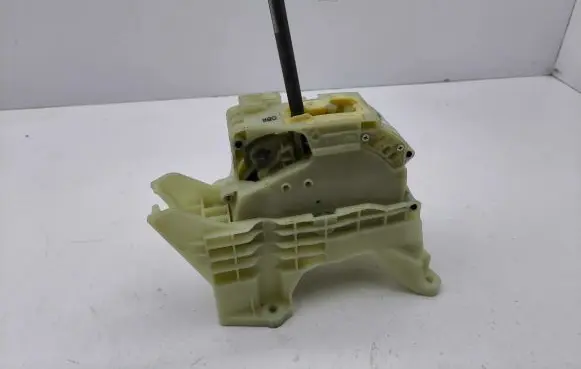 KIA Niro Gear selector 46700G5XXX