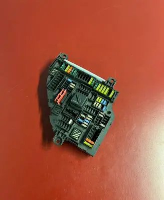 BMW X3 F25 Fuse module 9259468 217033453 27051203
