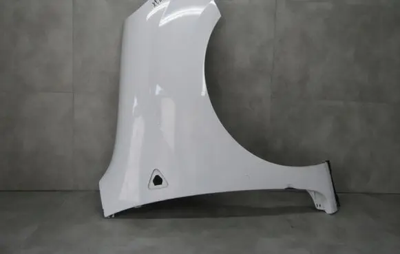 Renault Kangoo II Fender 8200378539