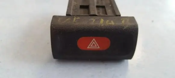 Opel Vectra B Hazard light switch 90457316