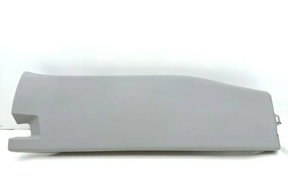 (B) pillar trim (bottom)