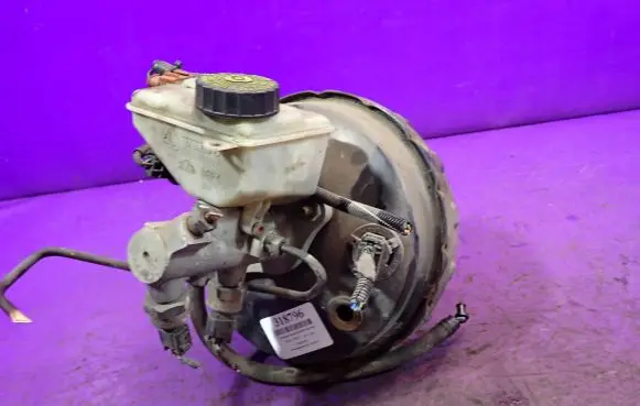 Volvo S60 Brake booster P08619463