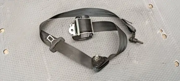 Dacia Sandero II Front seatbelt 621088600C 008CL00000 210516