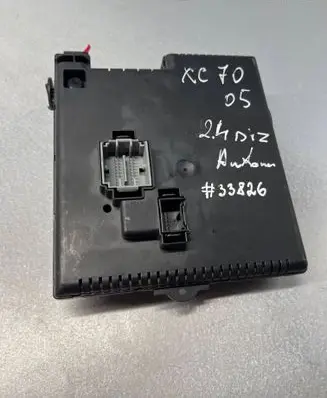 Volvo XC70 Fuse box set ---