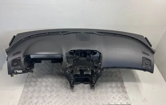 Opel Insignia A Dashboard 13275639