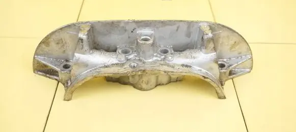 Ford Kuga II Camshaft holder BM5G6A258AD 27SP7