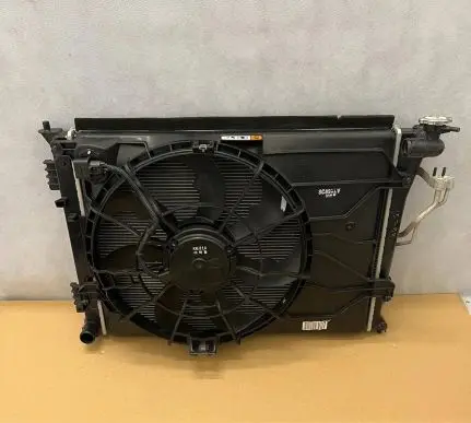 Hyundai i40 Radiator set SC8911V