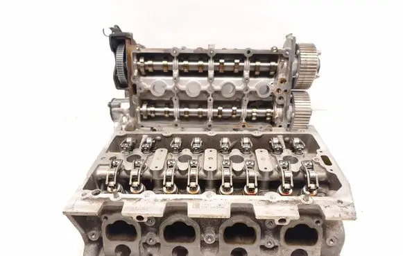 Seat Leon IV Engine head 04E103404AE 04E103479G