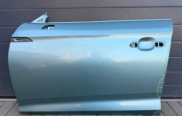 Audi A5 Front door 8W8831051F