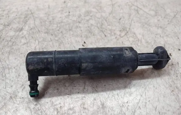 Mercedes-Benz C W204 Headlight washer spray nozzle A2048602847