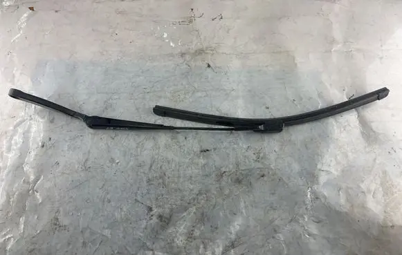 Volkswagen Polo IV 9N3 Windshield/front glass wiper blade 6Q1955409C