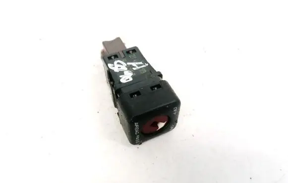 Passenger airbag on/off switch