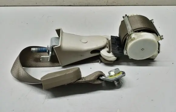 Chrysler Town u0026 Country V Third row seat belt 0ZV731L5AC P0ZV731L5AC