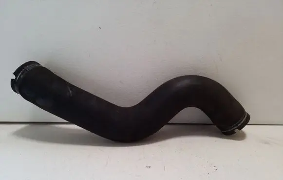 Intercooler hose/pipe