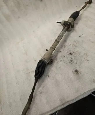 Toyota Yaris Steering rack F800000672