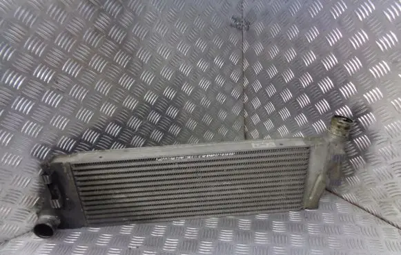 Renault Megane II Intercooler radiator 8200115540